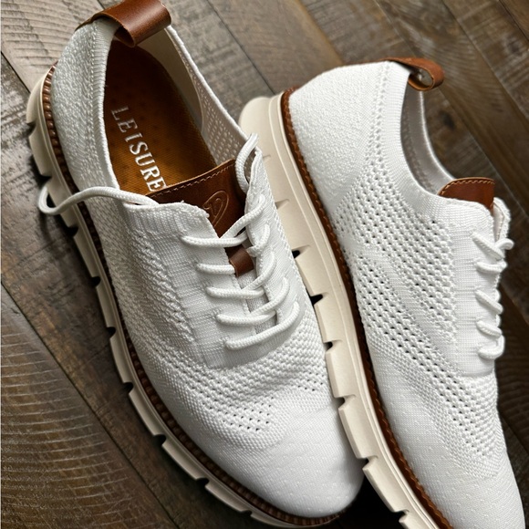 Breeze- Swift Ultra Comfortable White and Brown Men's Shoes - Picture 1 of 4